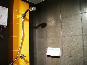 Inn Cs Bangkok